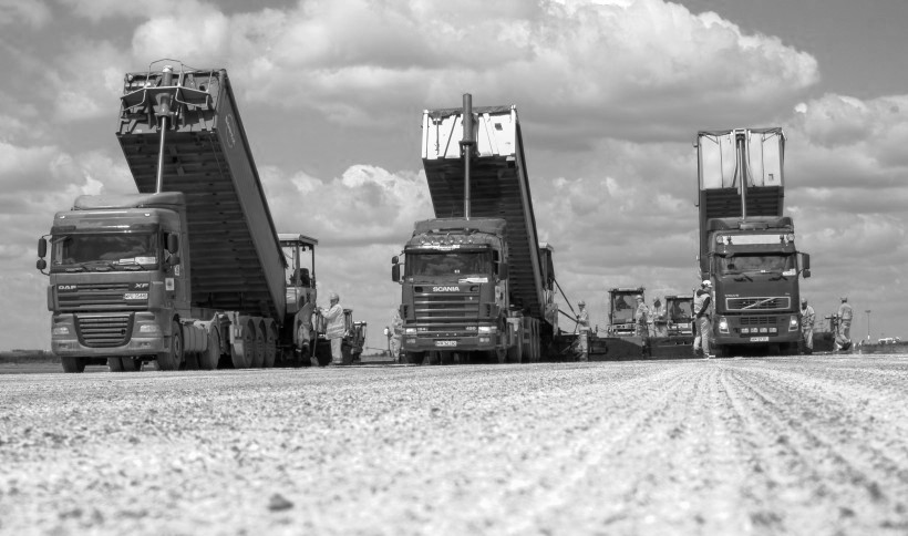  Nowa, trwała nawierzchnia na stołecznym lotnisku 5