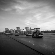 Asfalt LOTOSU na lotnisku w Palandze.7