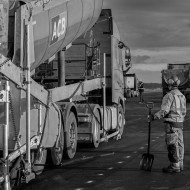 Asfalt LOTOSU na lotnisku w Palandze.2