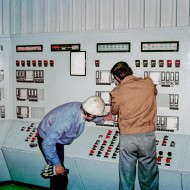 7. Centralna sterownia - tuż przed uruchomieniem Bloku Olejowego (lipiec 1977 roku).jpg